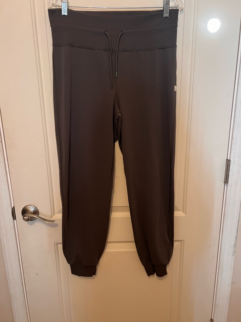Vuori Olive Performance Leggings
